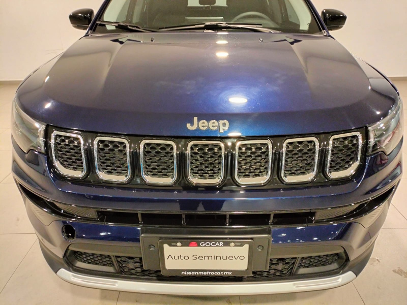 Jeep Compass  5 pts. Limited Premium, 1.3T, TA, a/ac. Aut., piel, cambios al volante, RA-18 2024